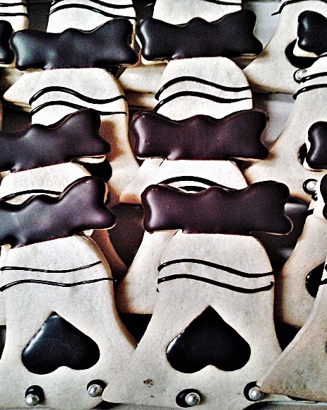 CAMPANAS LAZO NEGRO 20 UDS