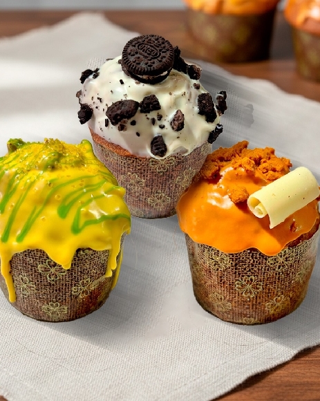 MINI PANNETONES SURTIDOS (OREO,LOTUS,LIMÓN) 9 Uds